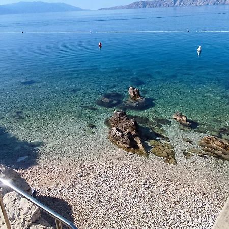 Apartments Maricic 200 Meters From The Beach Novi Vinodolski Εξωτερικό φωτογραφία