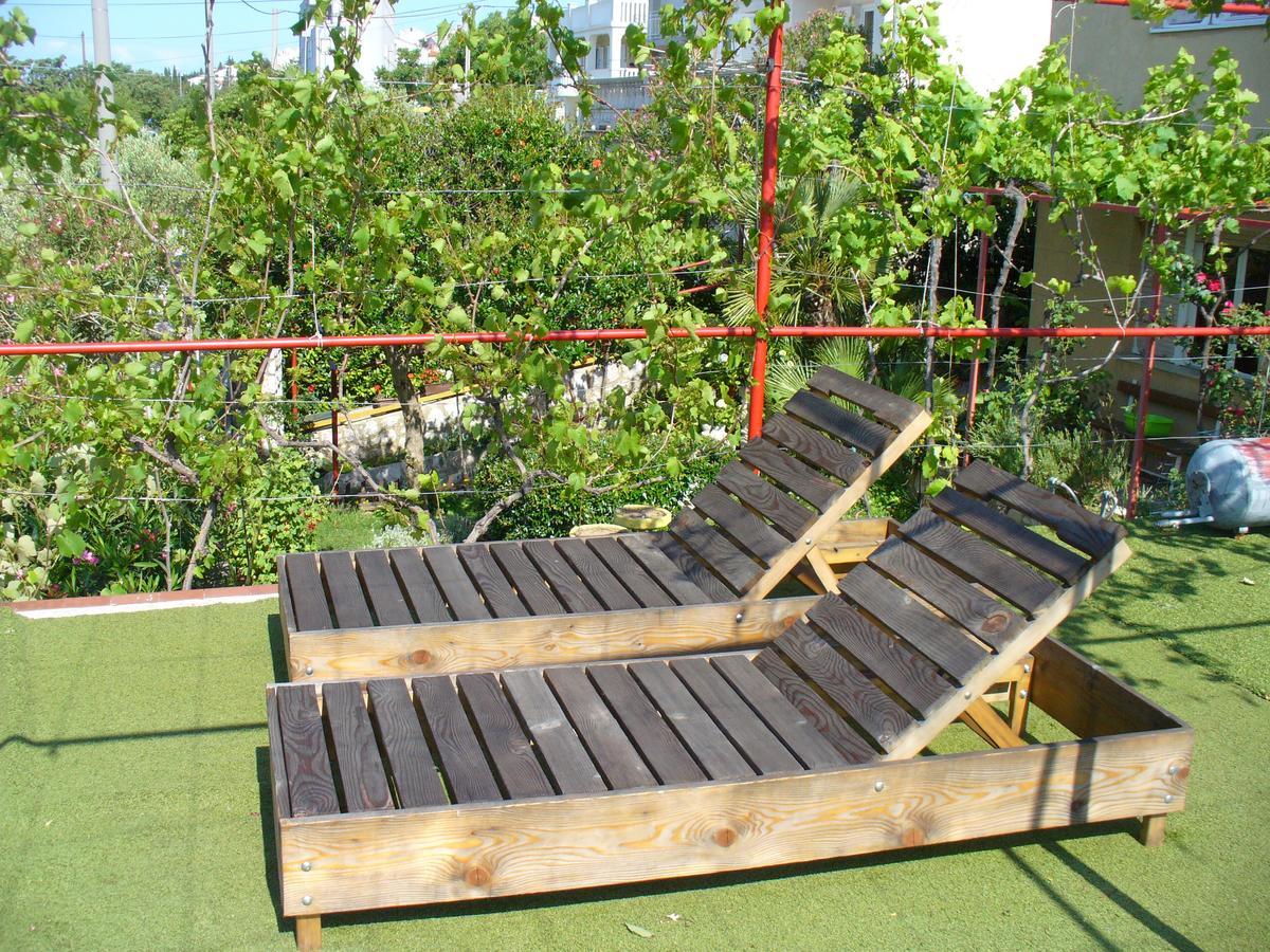 Apartments Maricic 200 Meters From The Beach Novi Vinodolski Εξωτερικό φωτογραφία