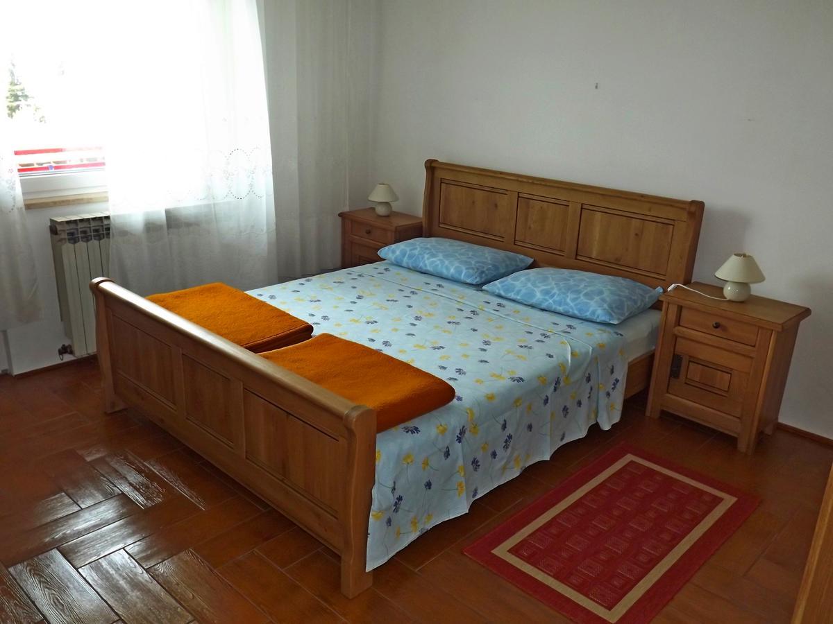Apartments Maricic 200 Meters From The Beach Novi Vinodolski Εξωτερικό φωτογραφία